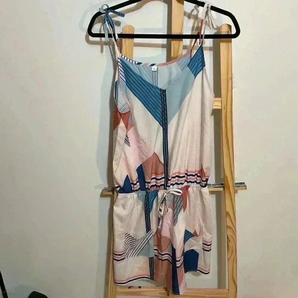 Lightweight short dress size large